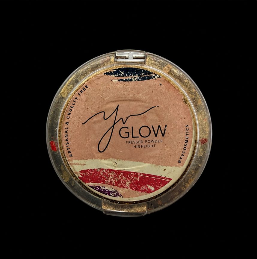 Iluminador Yv cosmetics · fotografía de registro